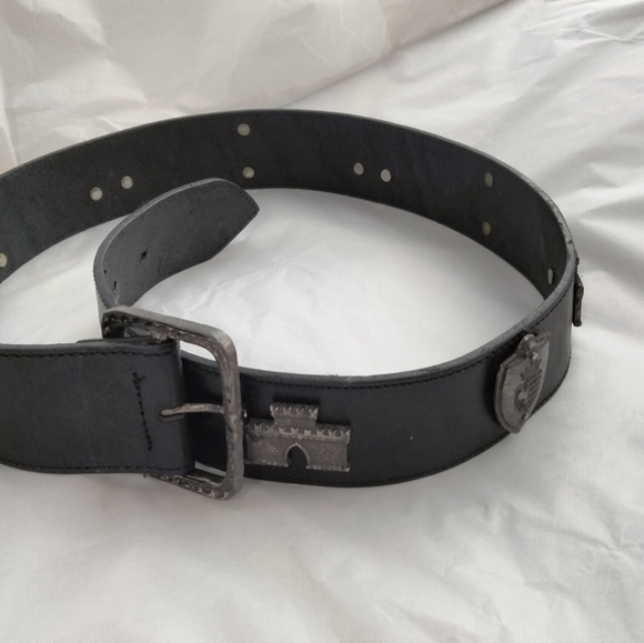 Neiman Marcus black leather women\'s  belt medieval Rare size M Made in Italy main image 15